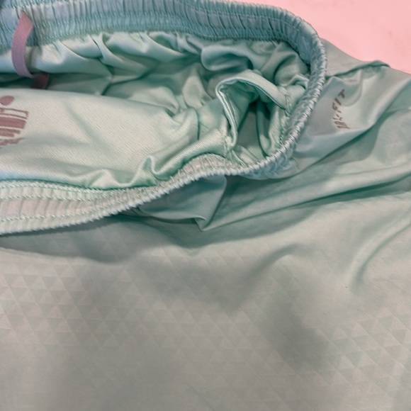 Nike Women’s Running shorts - Picture 6 of 7